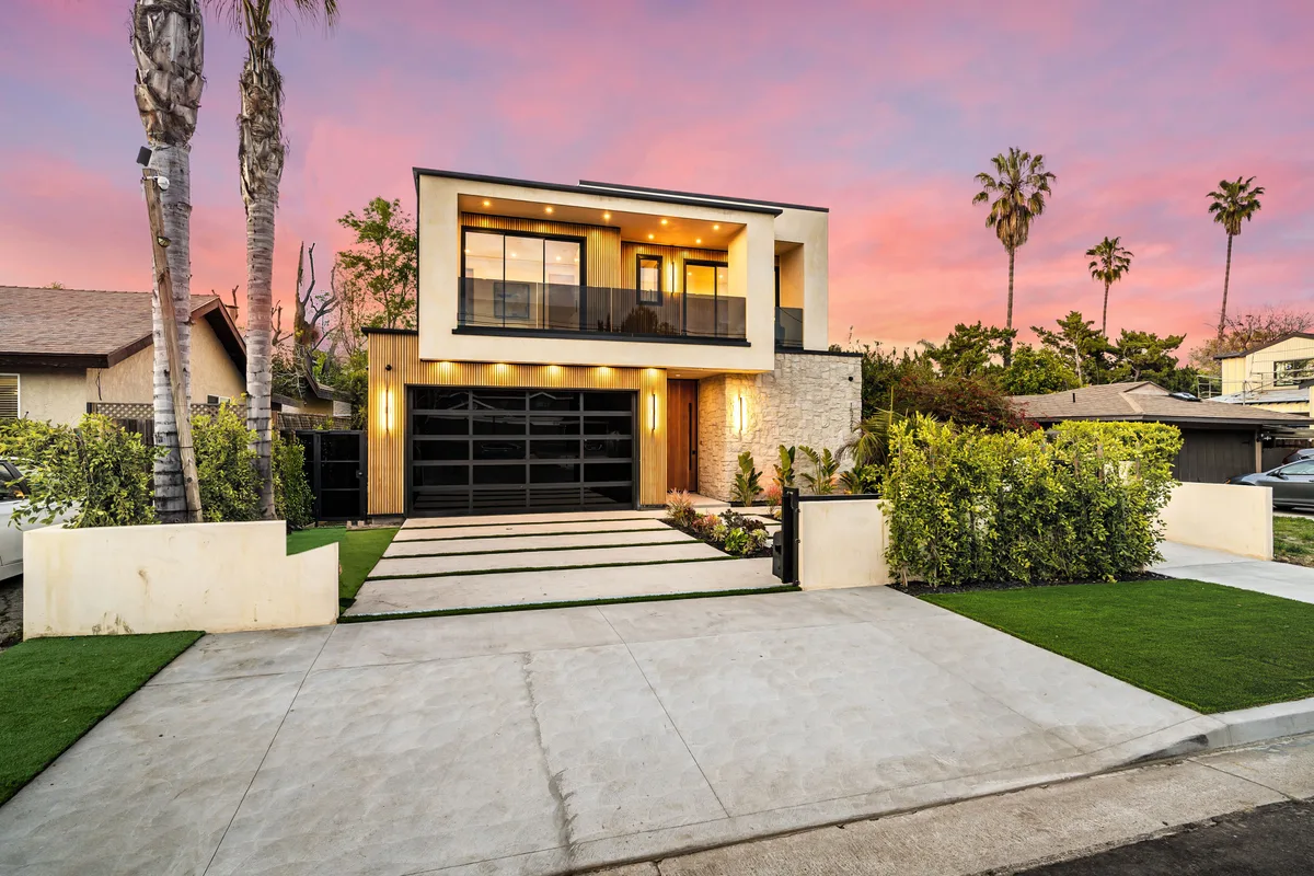Single-family US rental house owned by a Canadian investor